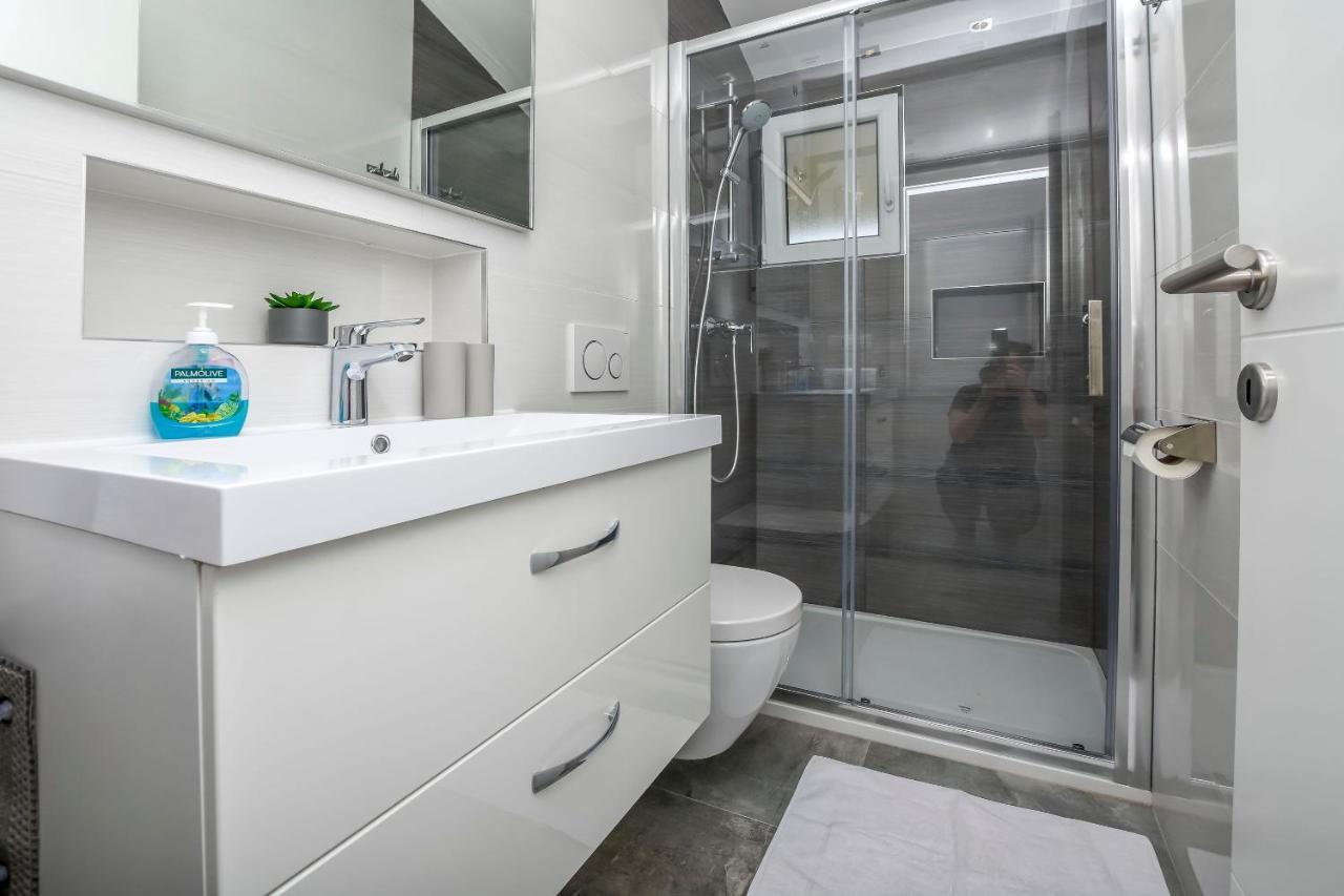 Apartments Sime โรกอซนิซา ภายนอก รูปภาพ