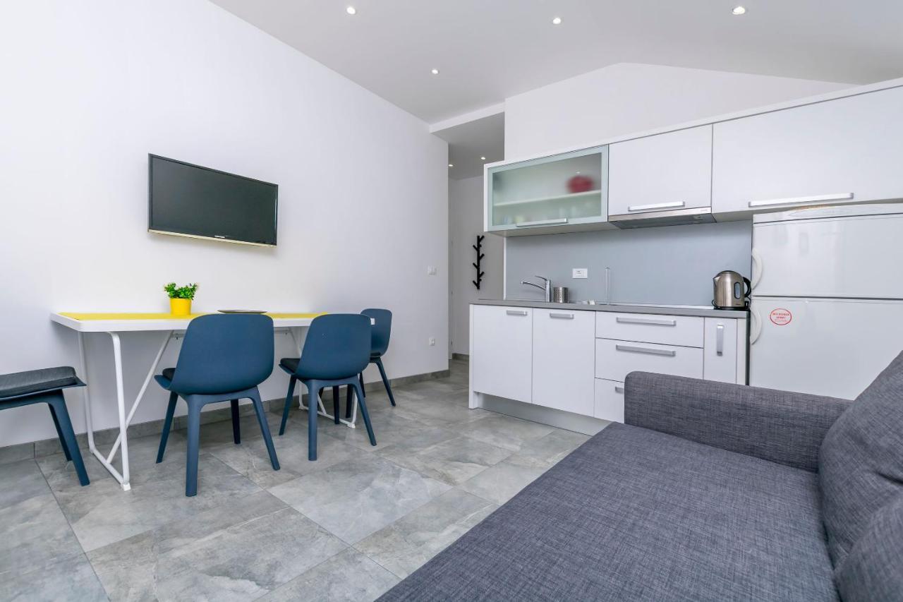 Apartments Sime โรกอซนิซา ภายนอก รูปภาพ