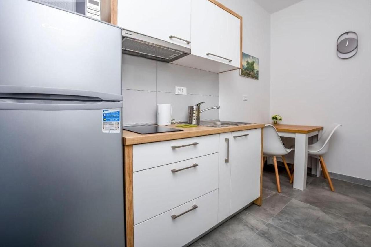Apartments Sime โรกอซนิซา ภายนอก รูปภาพ