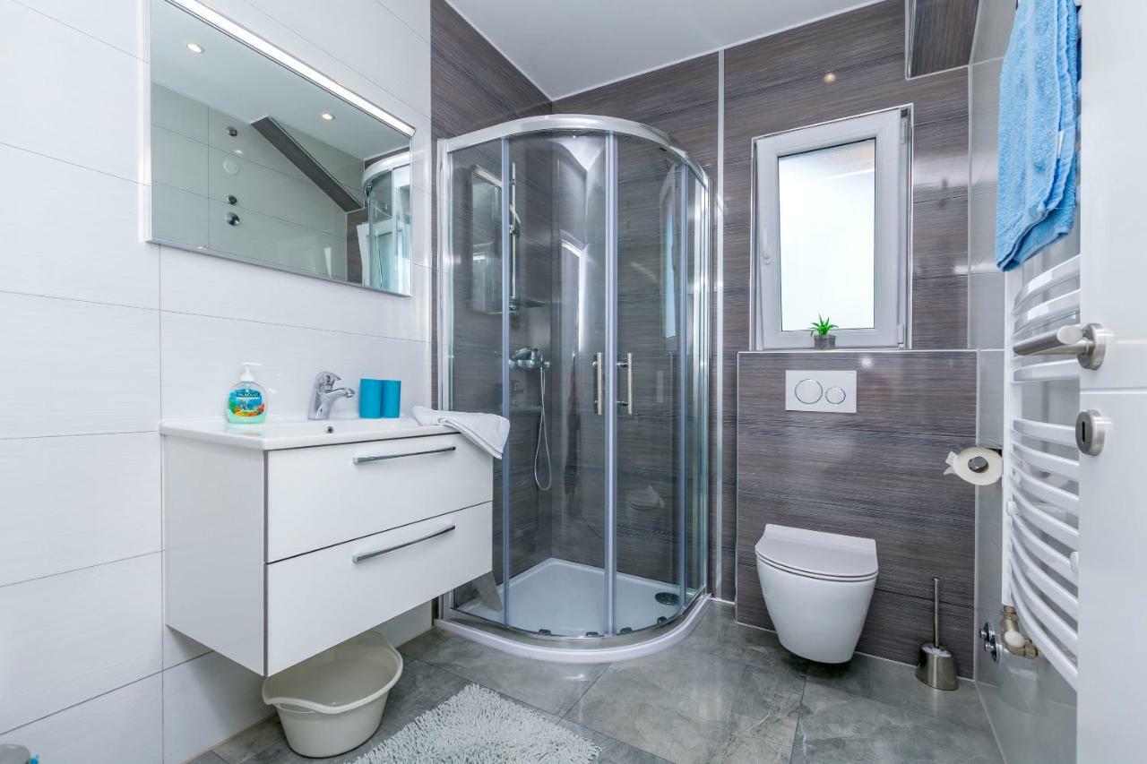 Apartments Sime โรกอซนิซา ภายนอก รูปภาพ